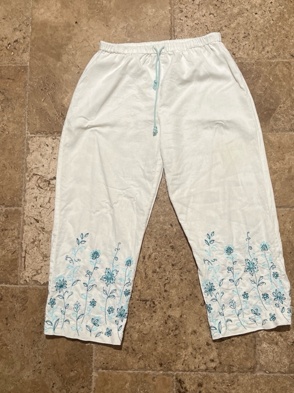 Vintage J.Marco White Capris